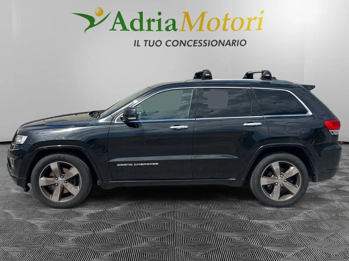 Jeep Grand Cherokee usata a Pordenone (2)