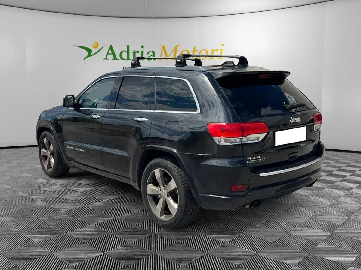 Jeep Grand Cherokee usata a Pordenone (3)