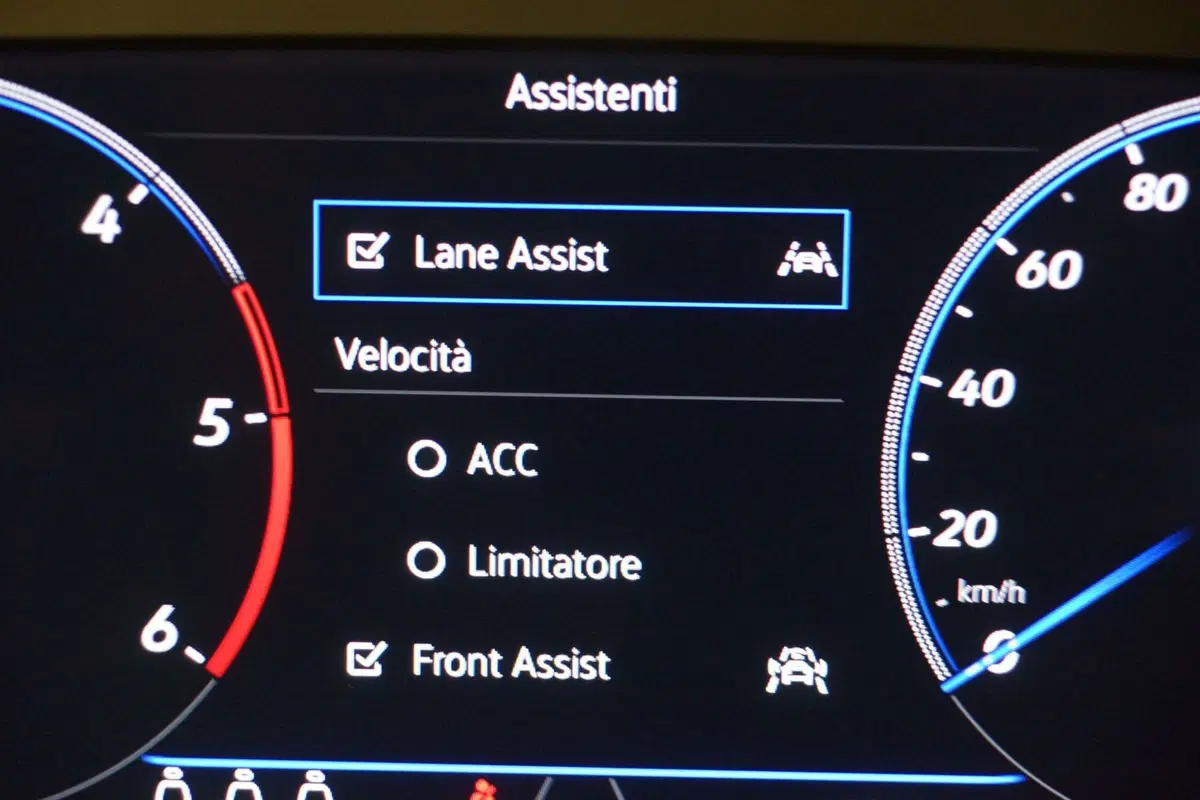 Volkswagen Passat usata a Torino (15)