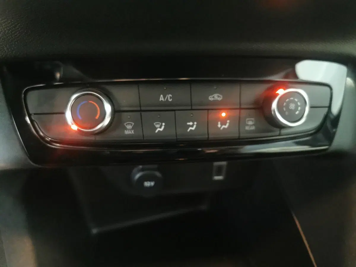 Opel Corsa nuova a Taranto (12)