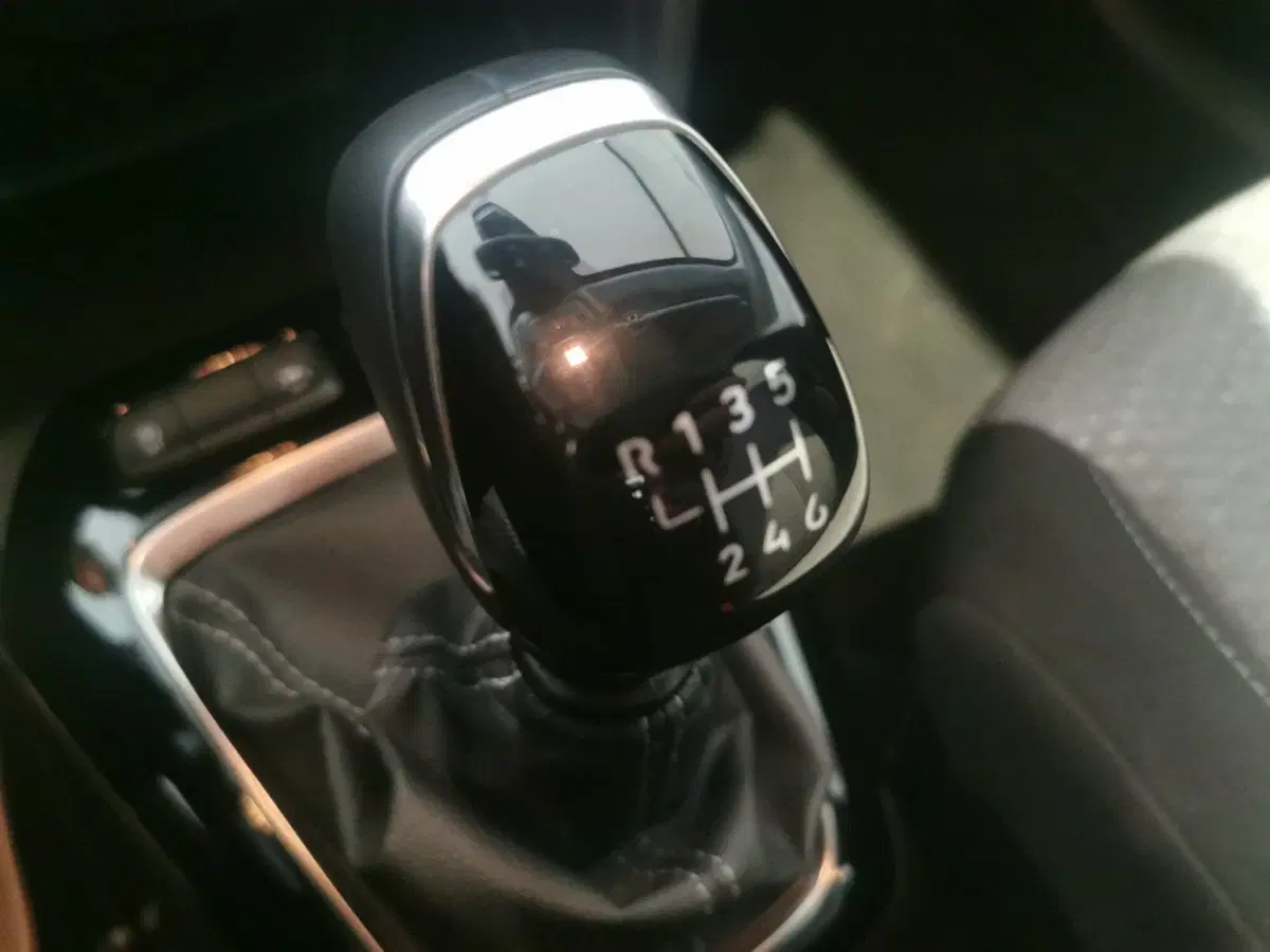 Opel Corsa nuova a Taranto (13)