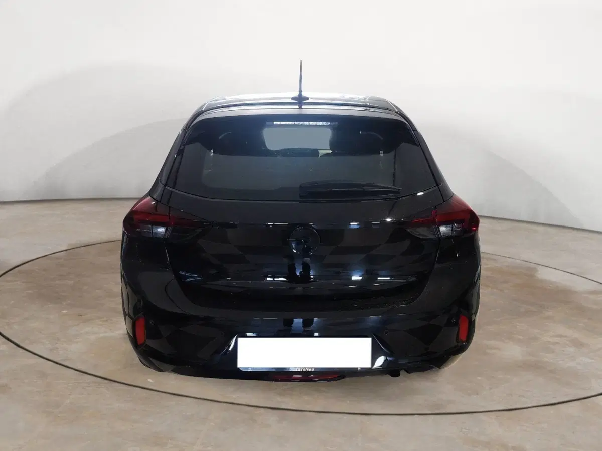Opel Corsa nuova a Taranto (5)