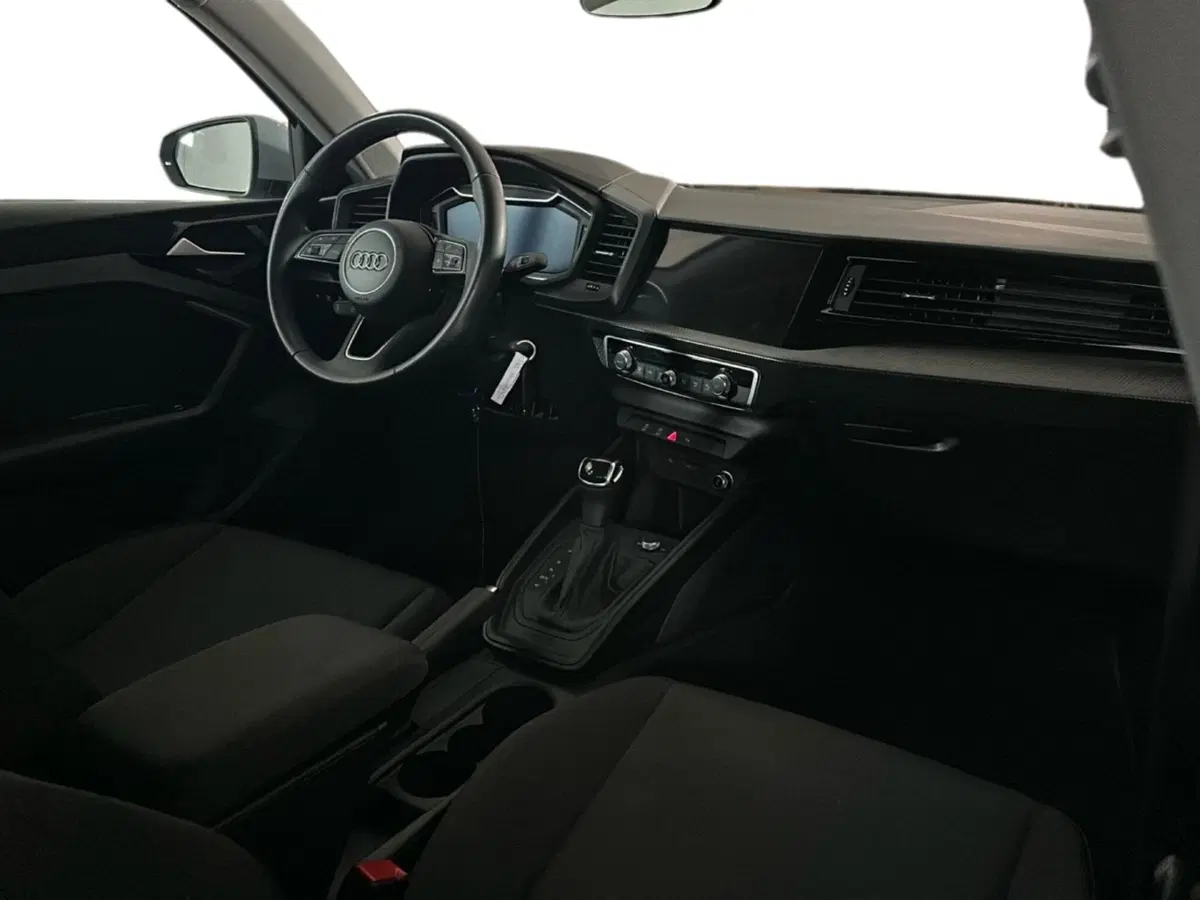 Audi A1 Sportback usata a Napoli (7)