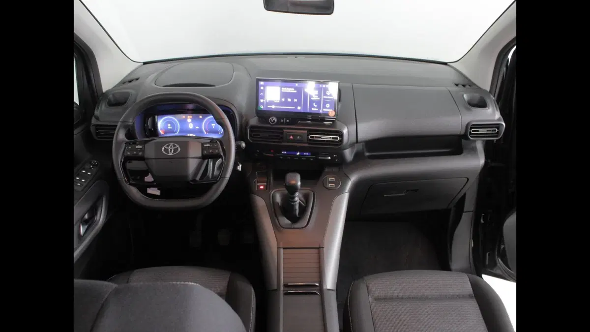 Toyota Proace City Verso usata a Palermo (8)
