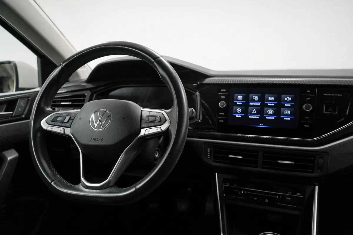 Volkswagen Polo usata a Varese (11)
