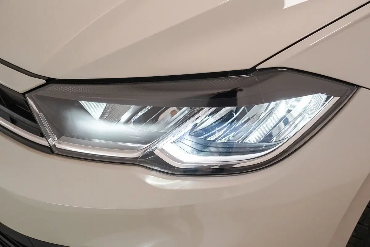 Volkswagen Polo usata a Varese (8)