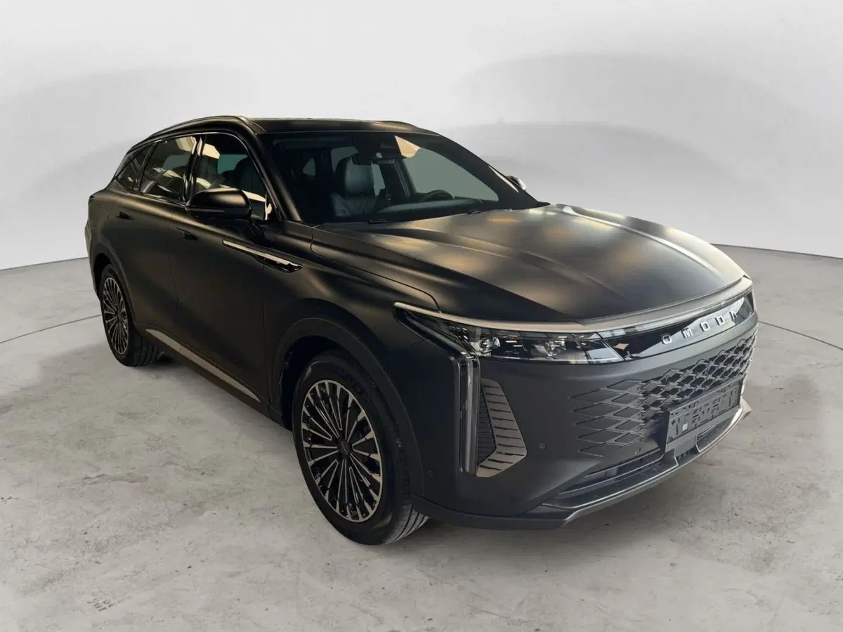 Omoda Omoda 9 SHS-P nuova a Milano (15)