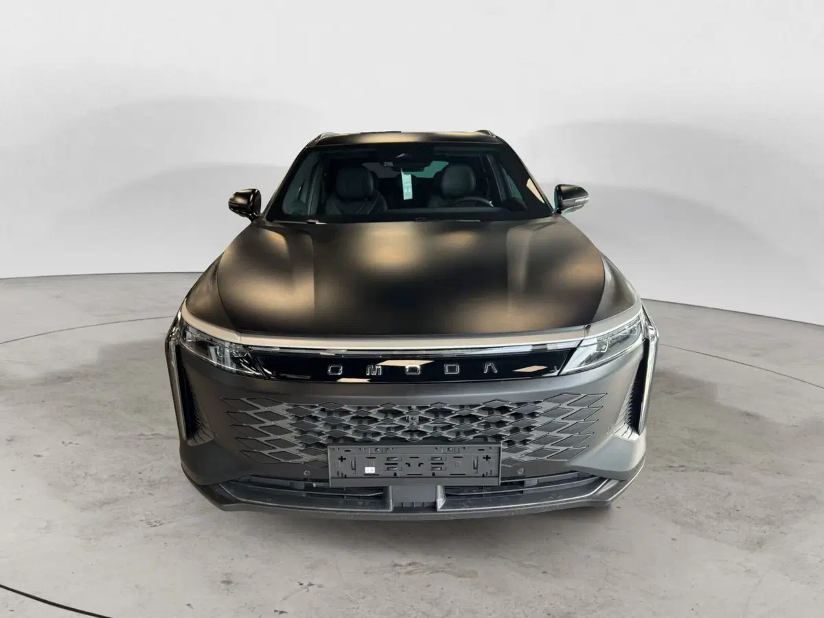 Omoda Omoda 9 SHS-P nuova a Milano (2)
