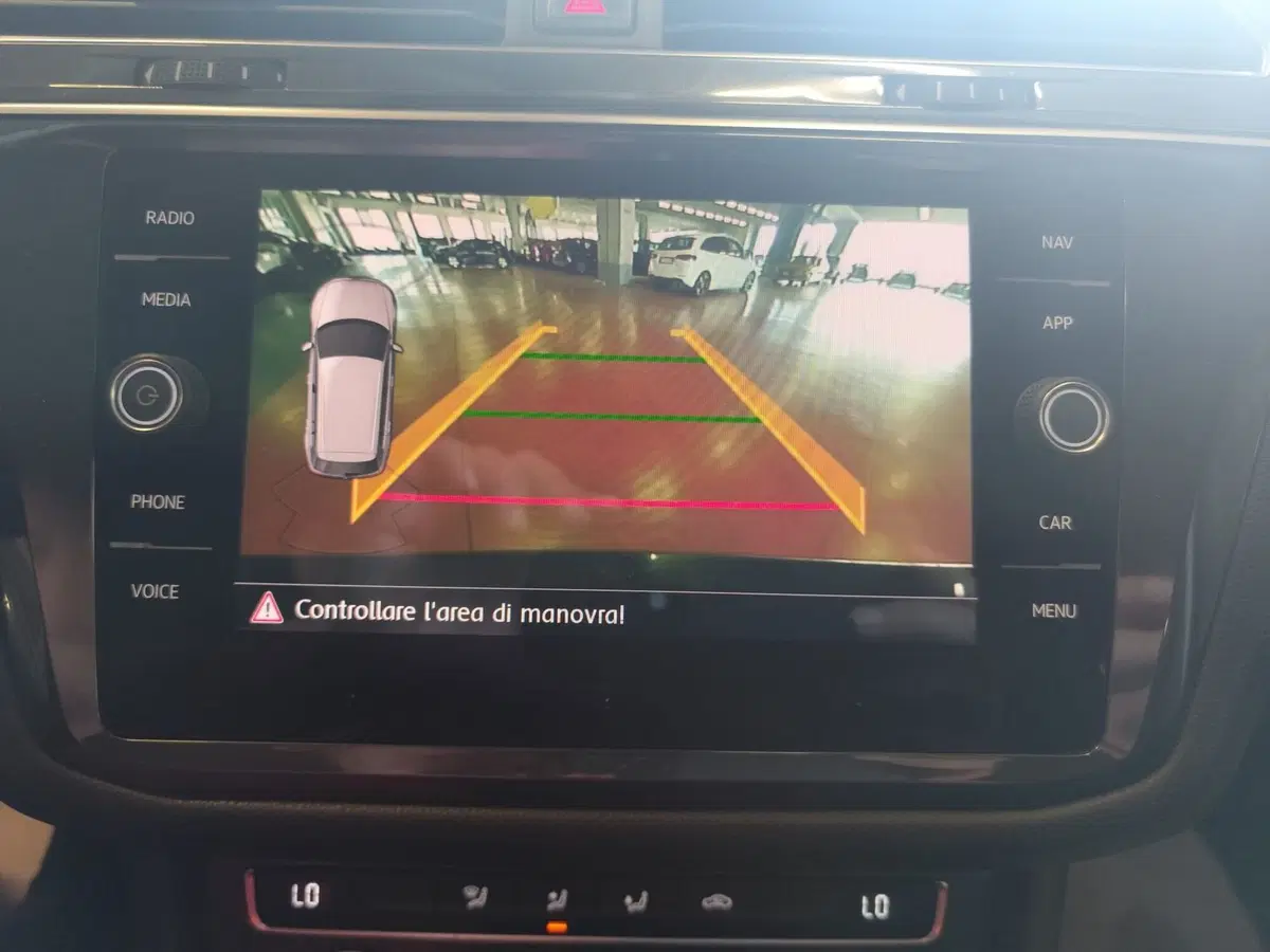 Volkswagen Tiguan usata a Milano (10)