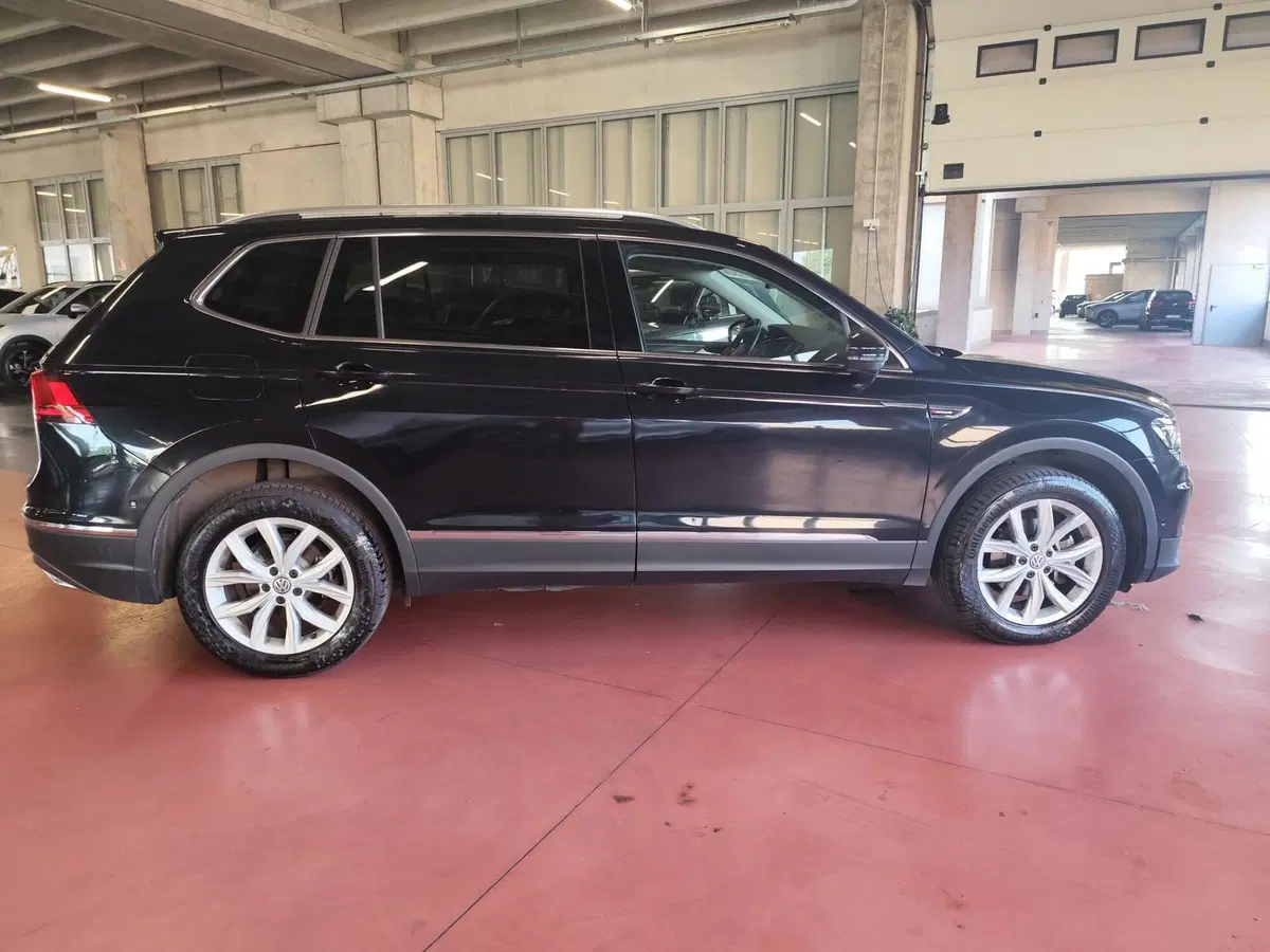 Volkswagen Tiguan usata a Milano (7)