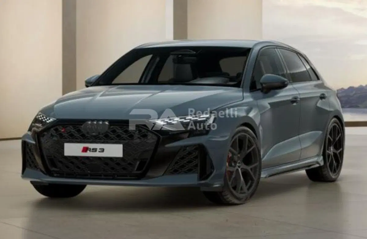 Audi RS 3 Sportback nuova a Lecco (2)