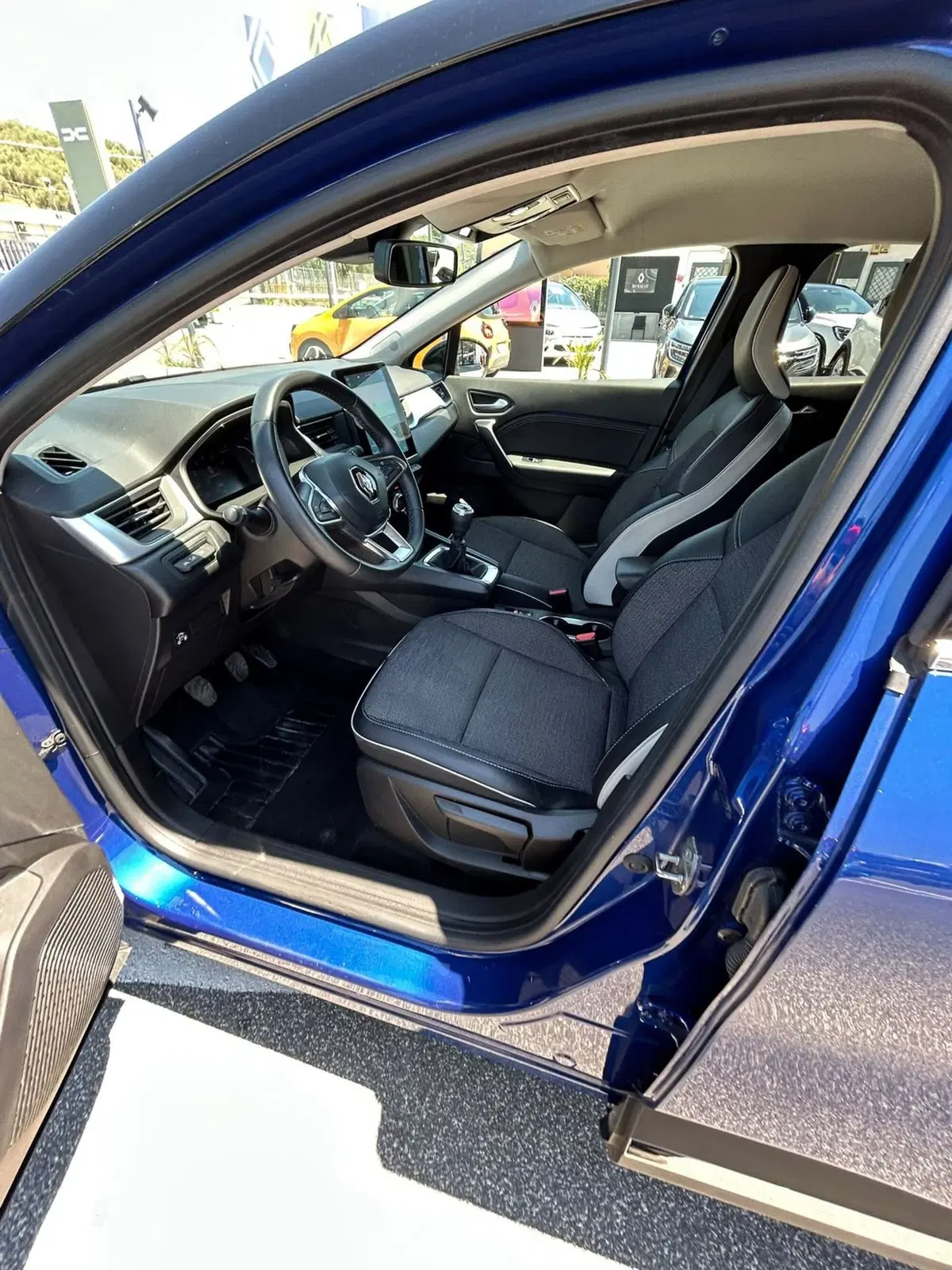 Renault Captur usata a Roma (2)