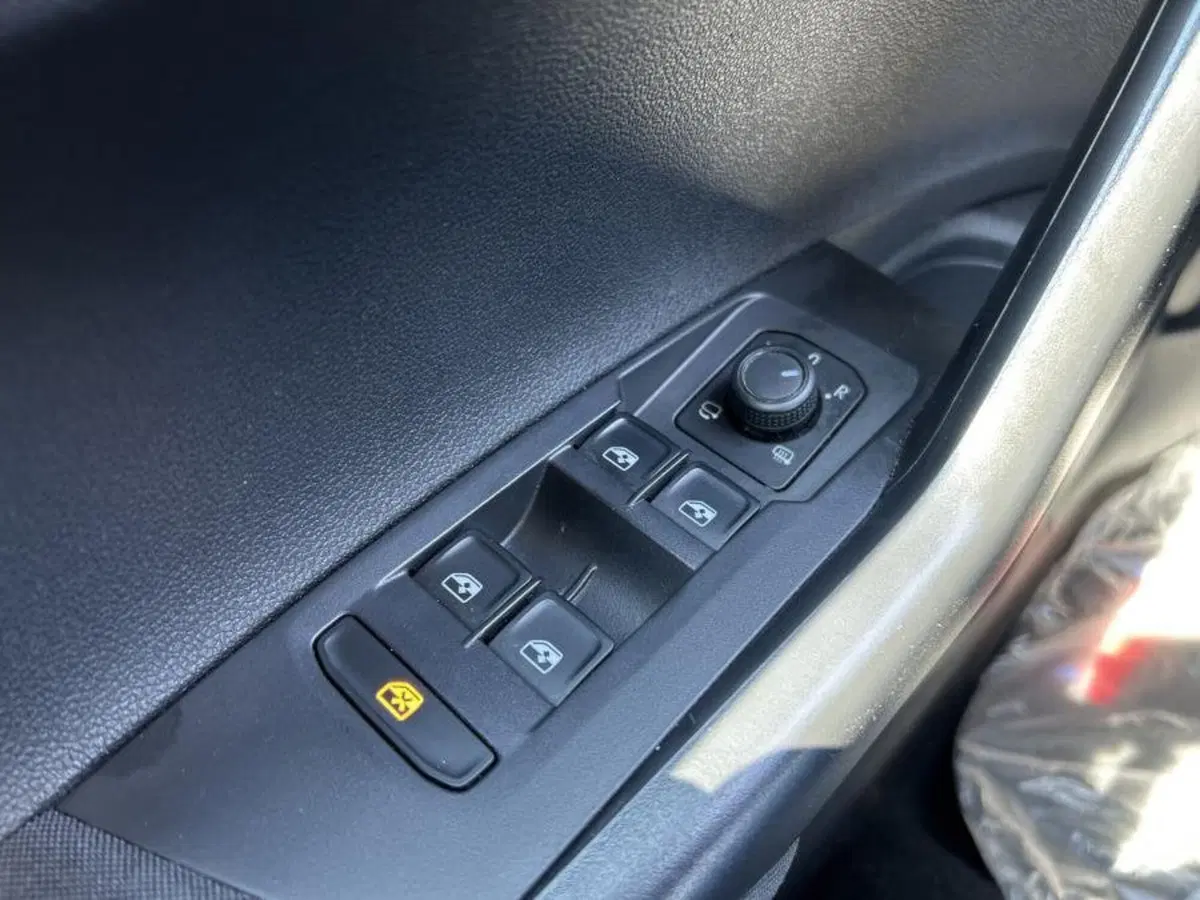 Volkswagen Taigo usata a Cuneo (18)
