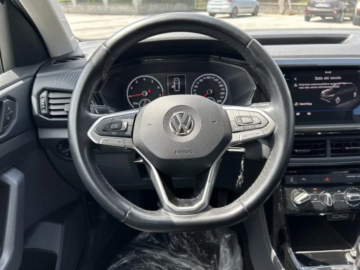 Volkswagen T-Cross usata a Cuneo (11)
