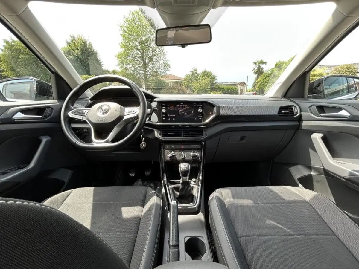 Volkswagen T-Cross usata a Cuneo (9)