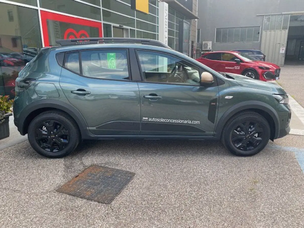 Dacia Sandero Stepway nuova a Verona (3)