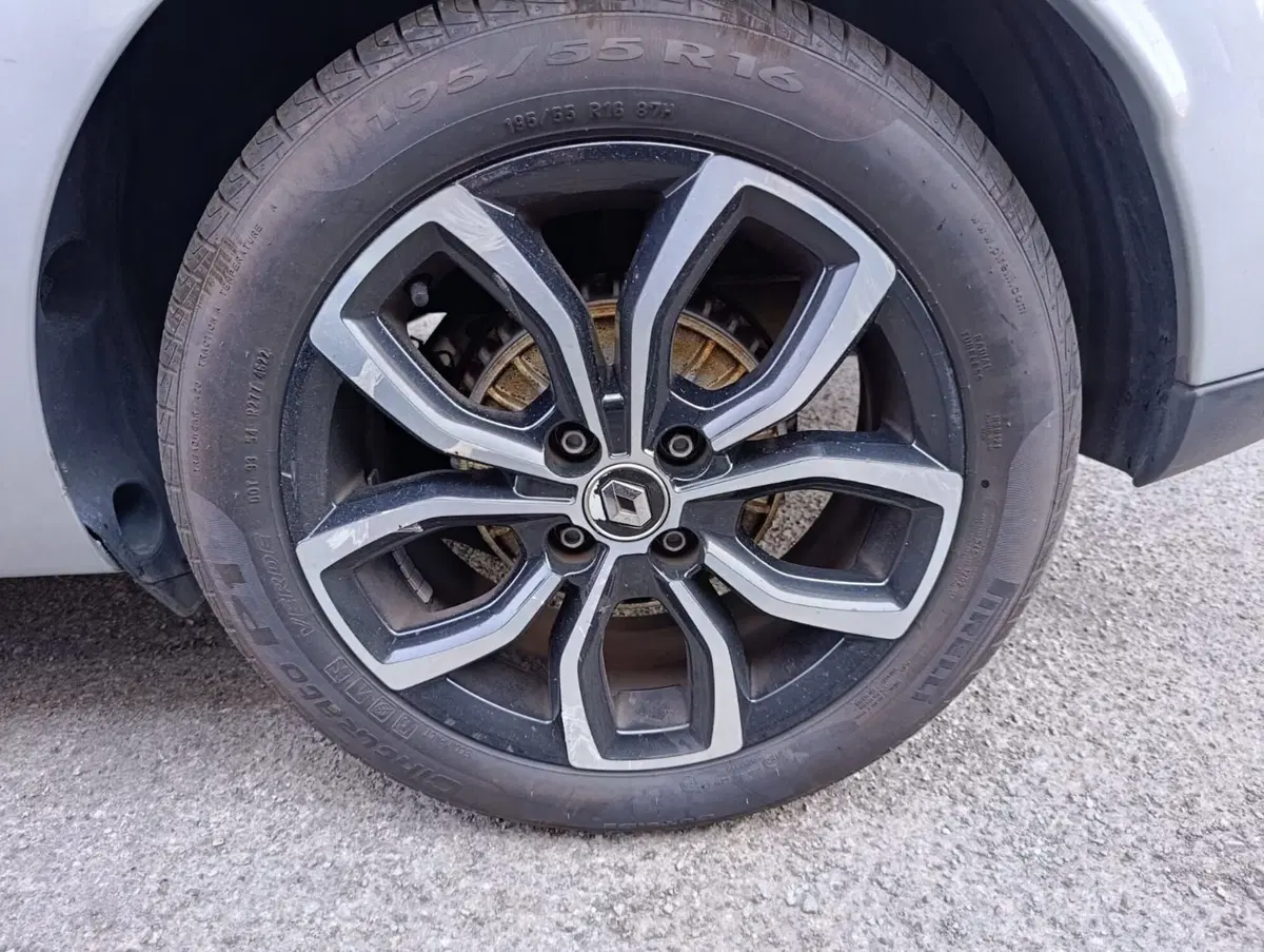 Renault Clio Sporter usata a Massa-Carrara (10)