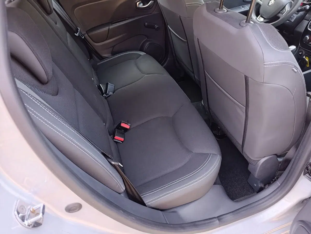 Renault Clio Sporter usata a Massa-Carrara (12)