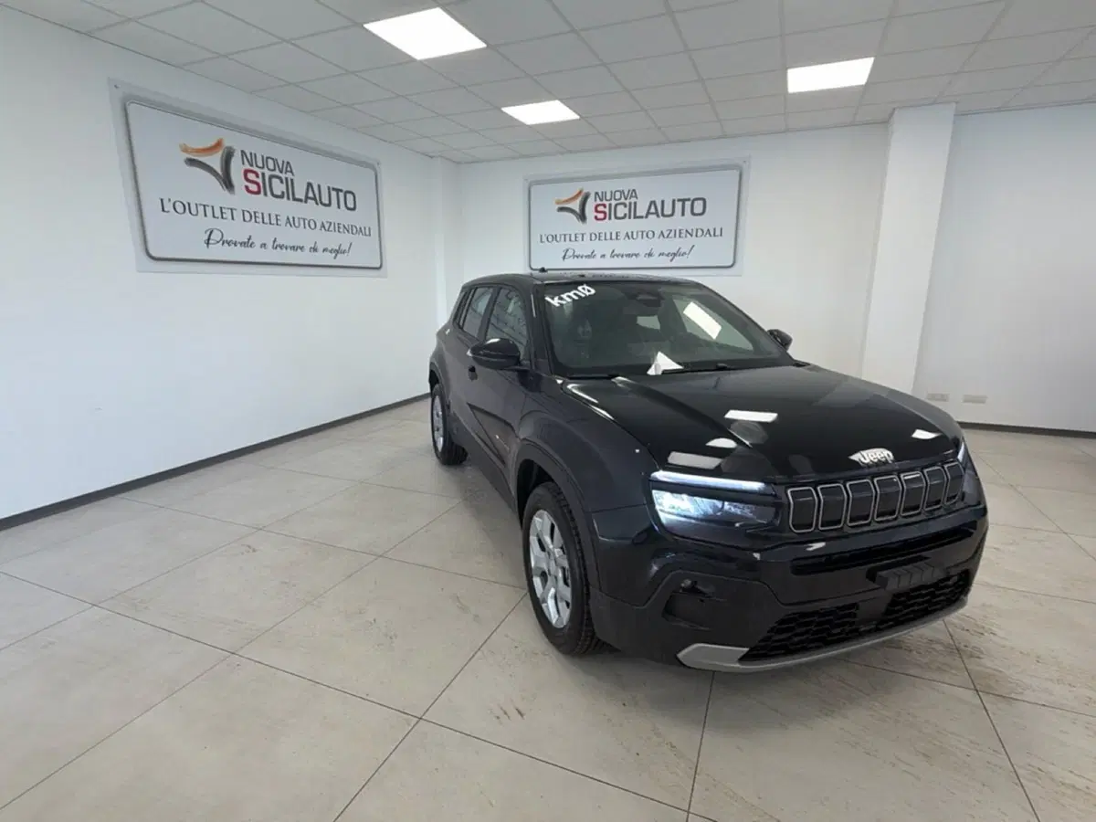 Jeep Avenger nuova a Palermo (4)