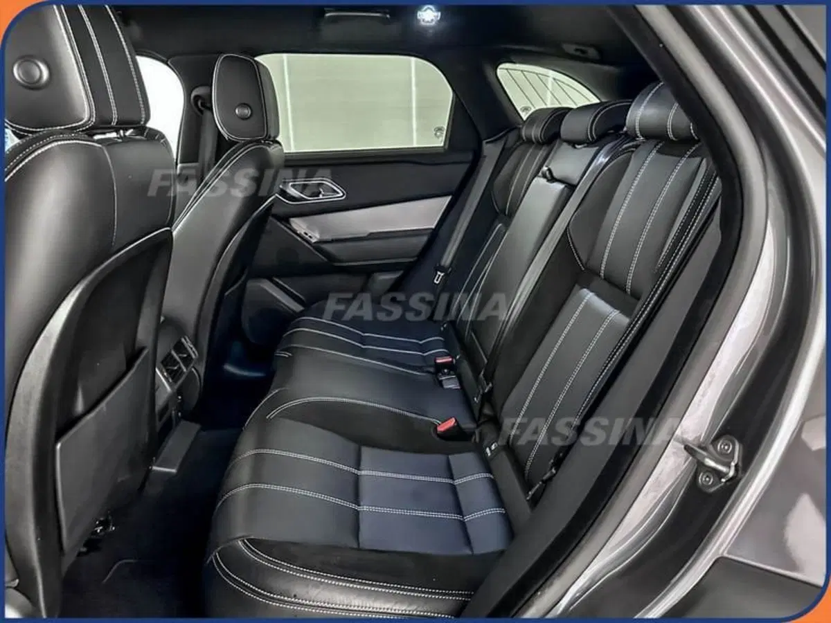 Land Rover Range Rover Velar usata a Milano (10)