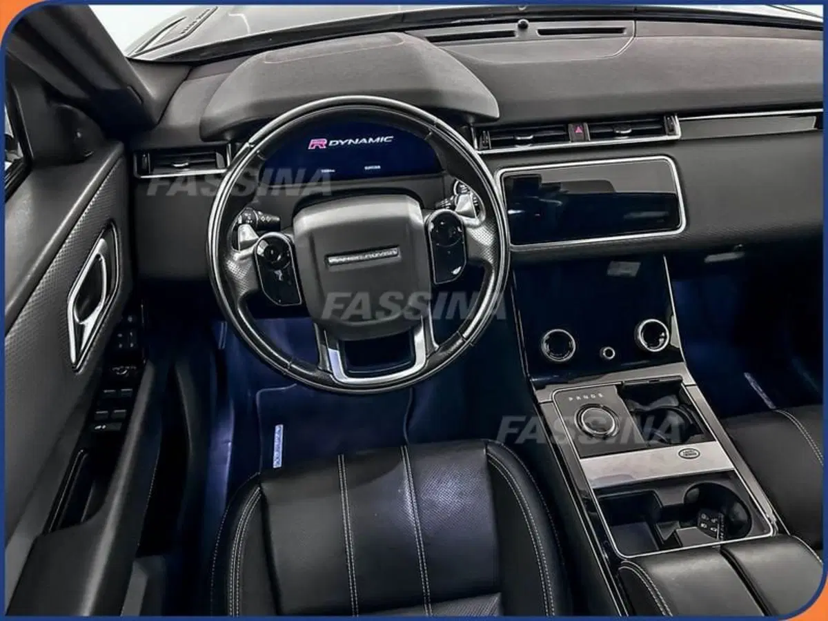 Land Rover Range Rover Velar usata a Milano (11)