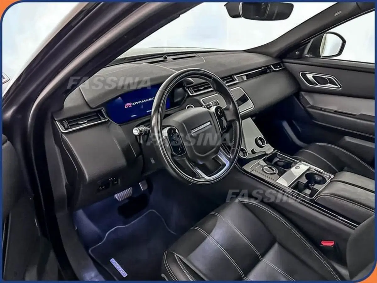 Land Rover Range Rover Velar usata a Milano (9)