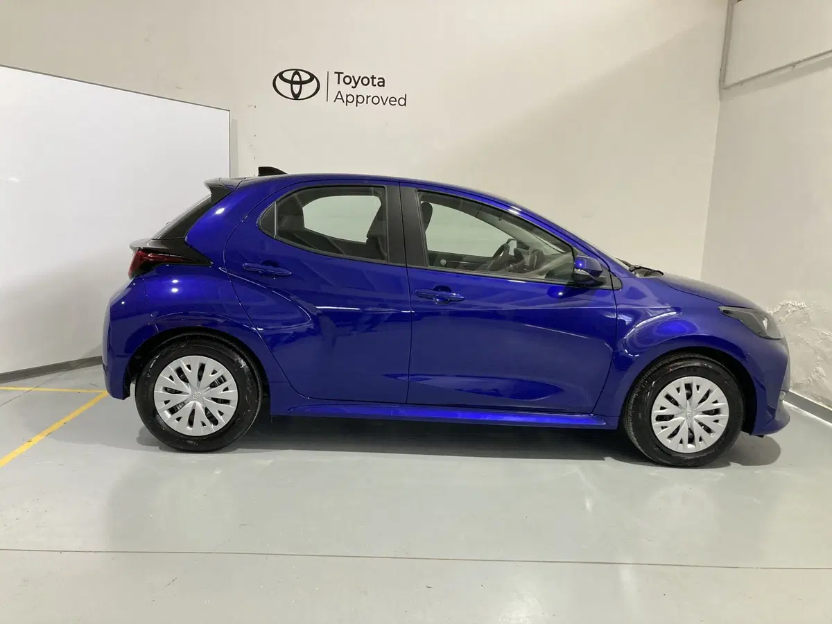 Toyota Yaris nuova a Barletta-Andria-Trani (5)