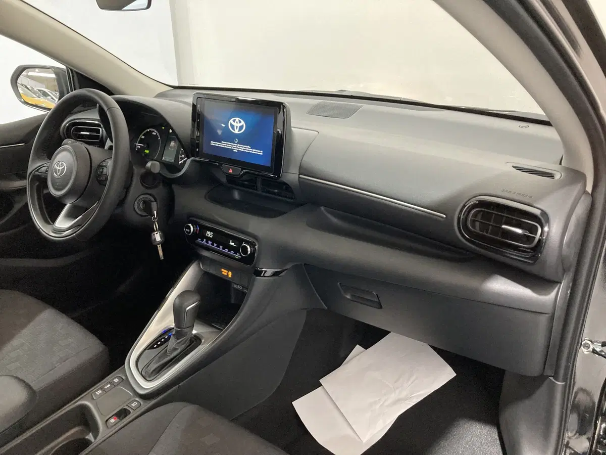 Toyota Yaris nuova a Barletta-Andria-Trani (17)