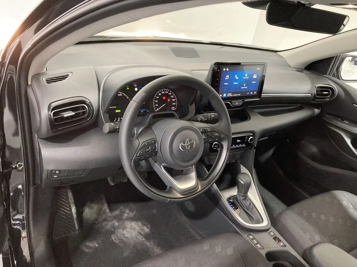 Toyota Yaris nuova a Barletta-Andria-Trani (7)
