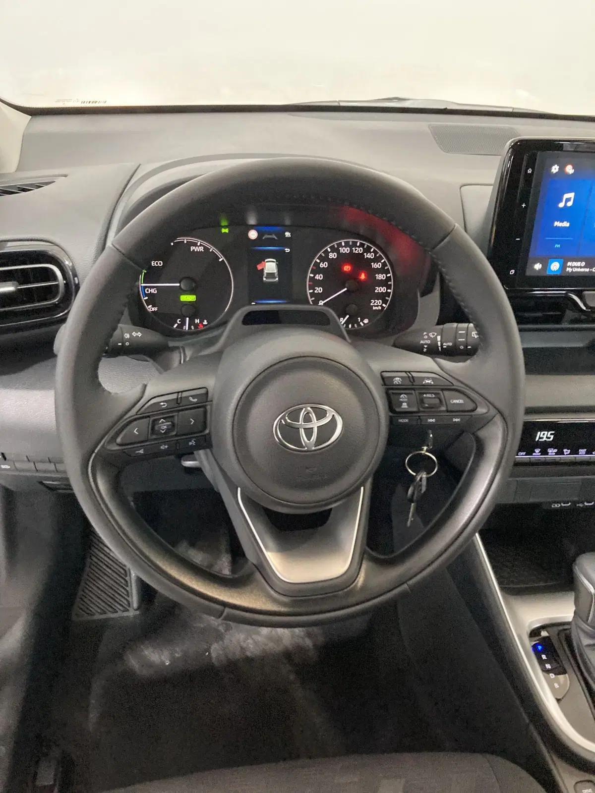 Toyota Yaris nuova a Barletta-Andria-Trani (8)