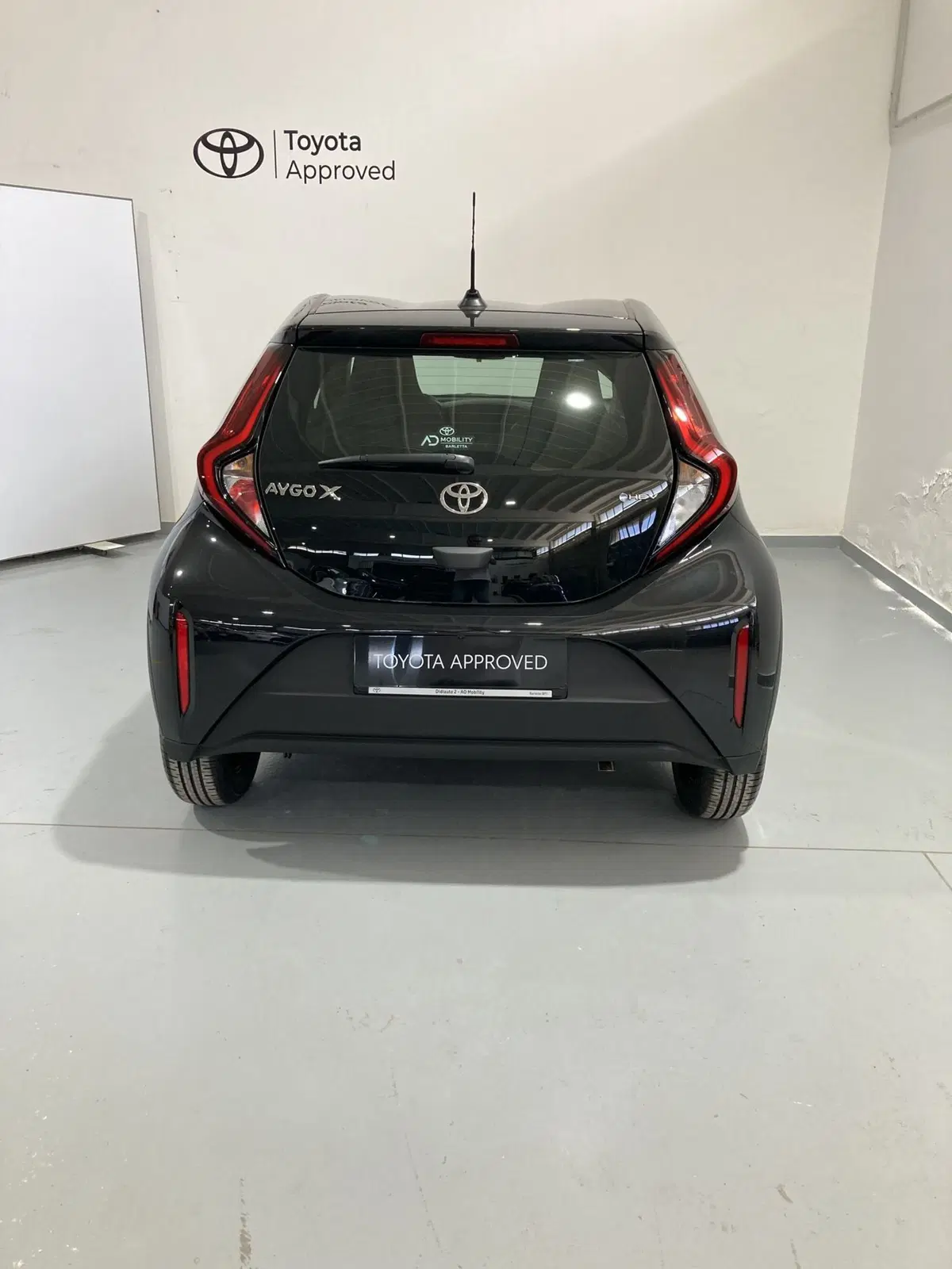Toyota Aygo X nuova a Barletta-Andria-Trani (7)