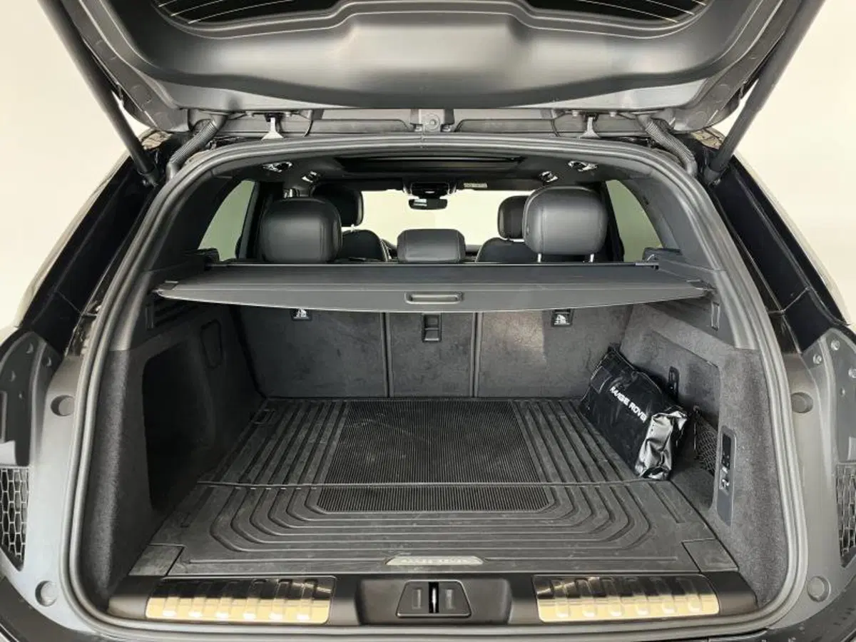 Land Rover Range Rover Sport usata a Venezia (13)