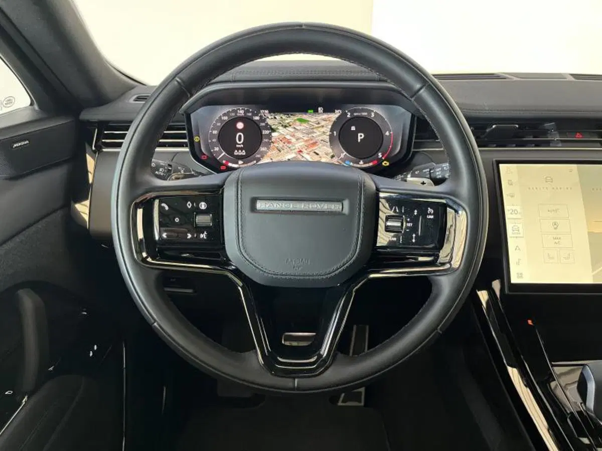 Land Rover Range Rover Sport usata a Venezia (18)