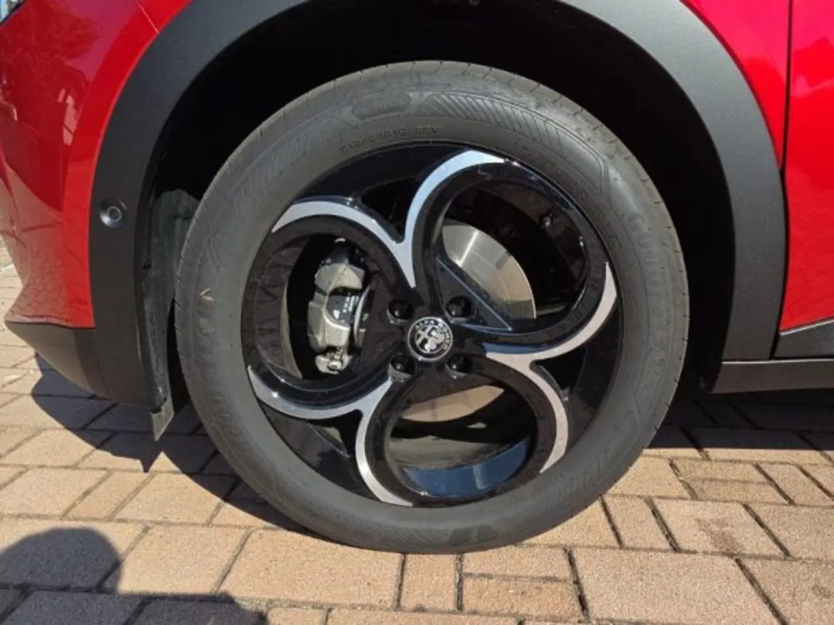 Alfa Romeo Junior nuova a Monza e Brianza (13)