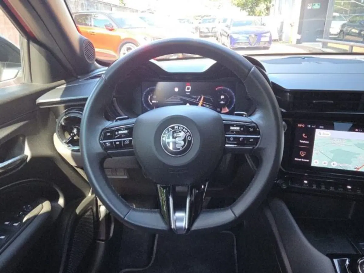 Alfa Romeo Junior nuova a Monza e Brianza (9)