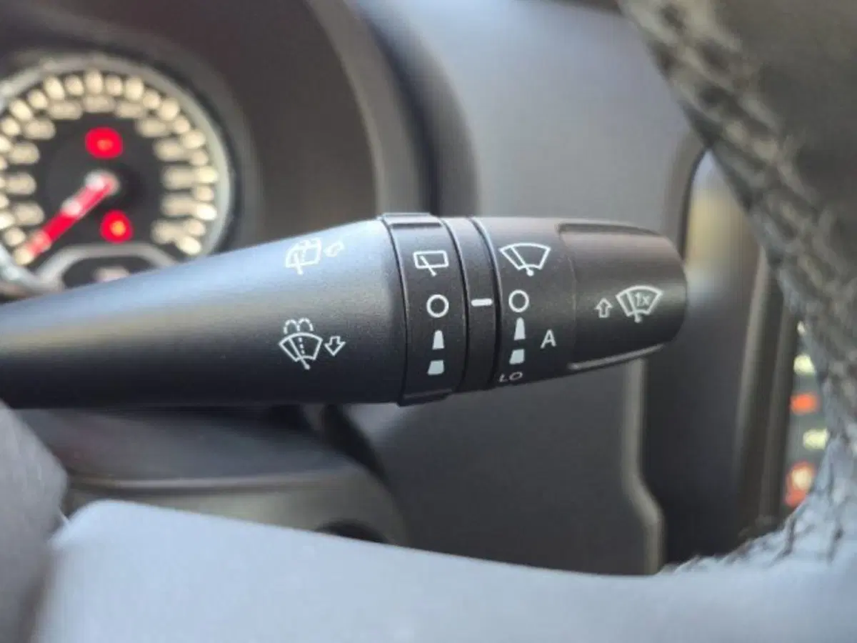 Jeep Renegade usata a Monza e Brianza (17)