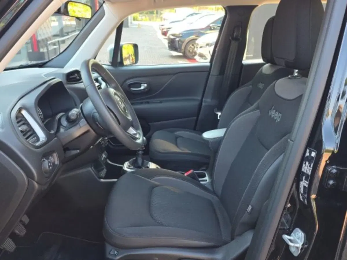 Jeep Renegade usata a Monza e Brianza (9)
