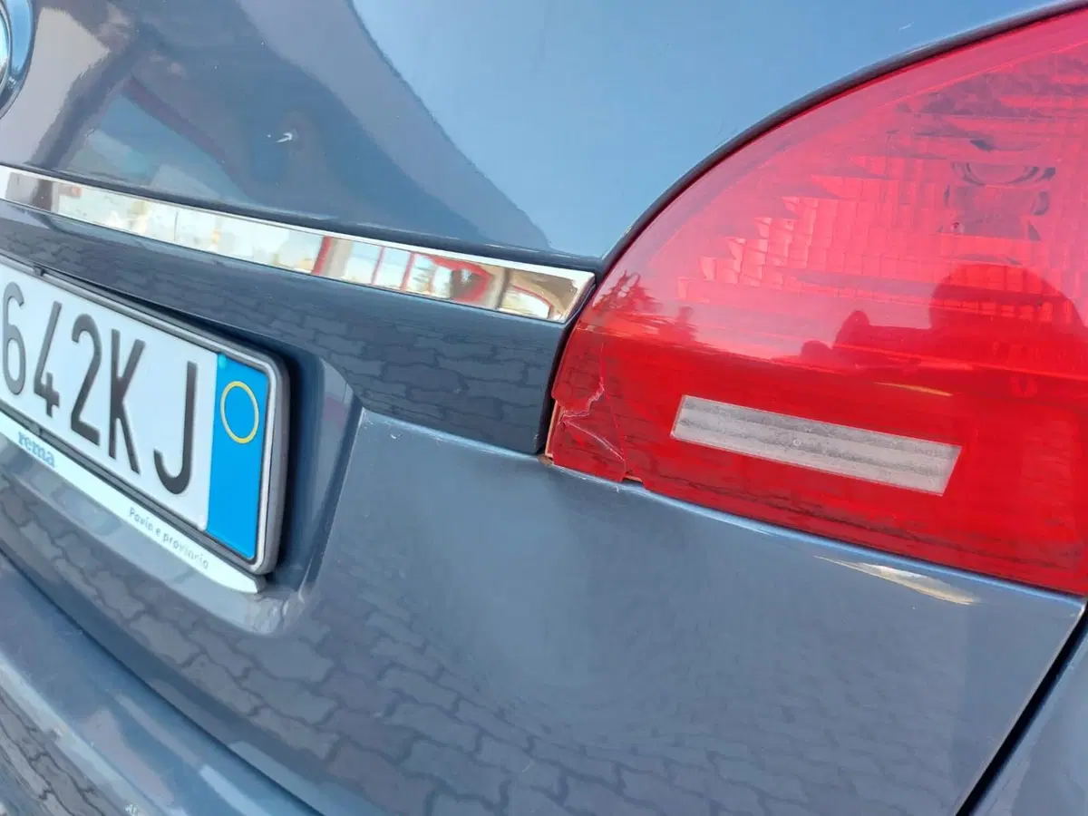 Kia Venga usata a Pavia (11)