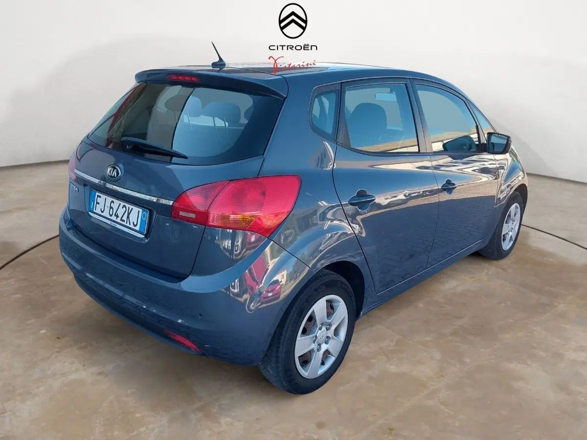 Kia Venga usata a Pavia (2)