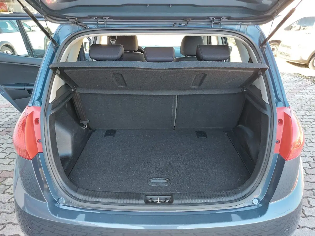Kia Venga usata a Pavia (5)