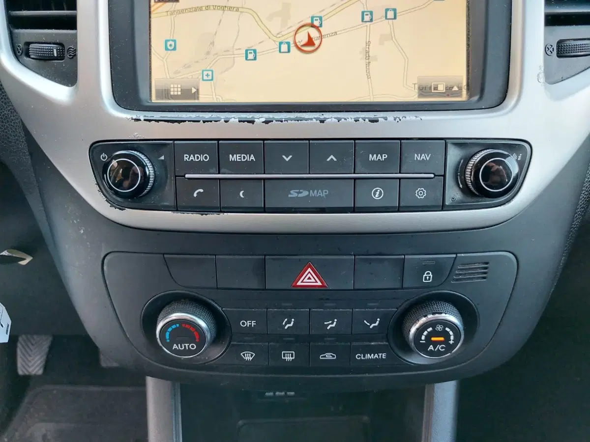 Kia Venga usata a Pavia (7)
