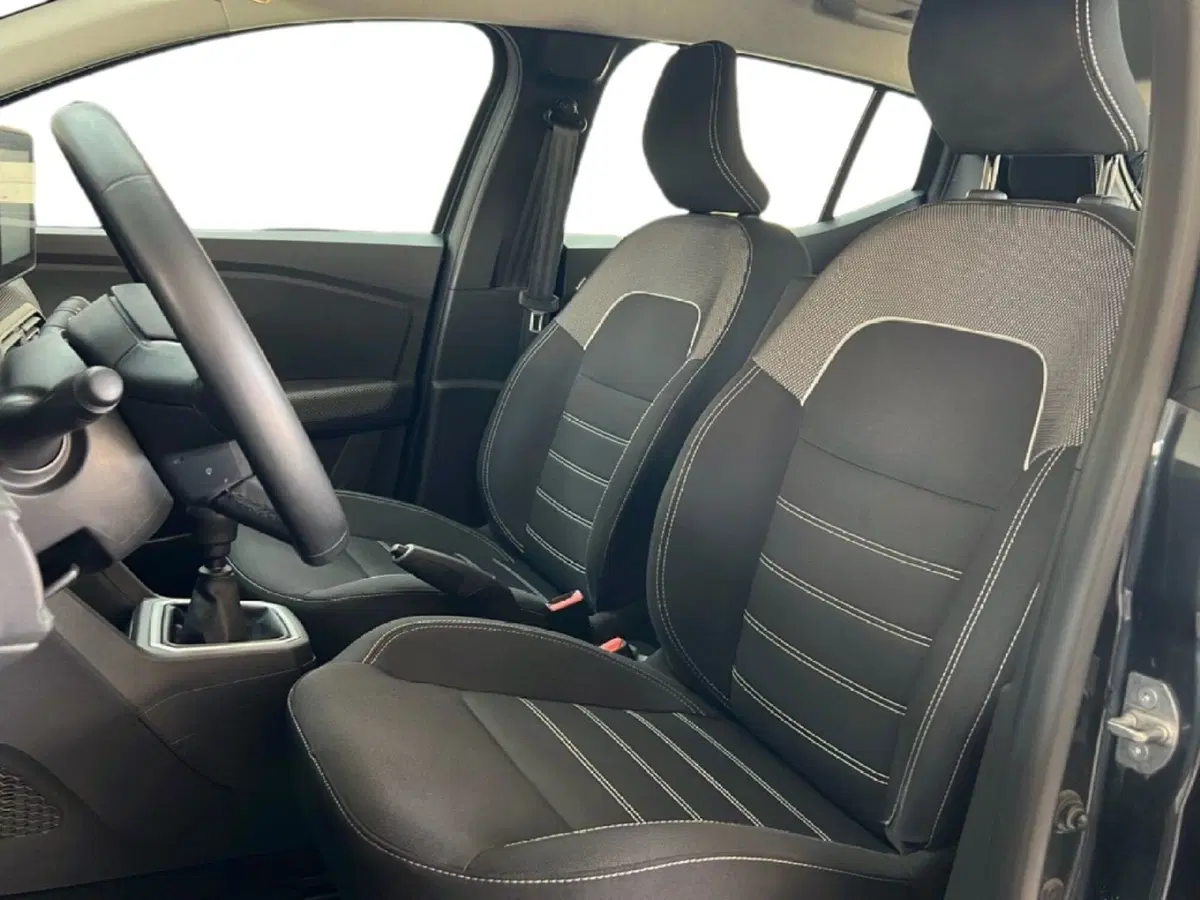Dacia Sandero Streetway usata a Roma (12)