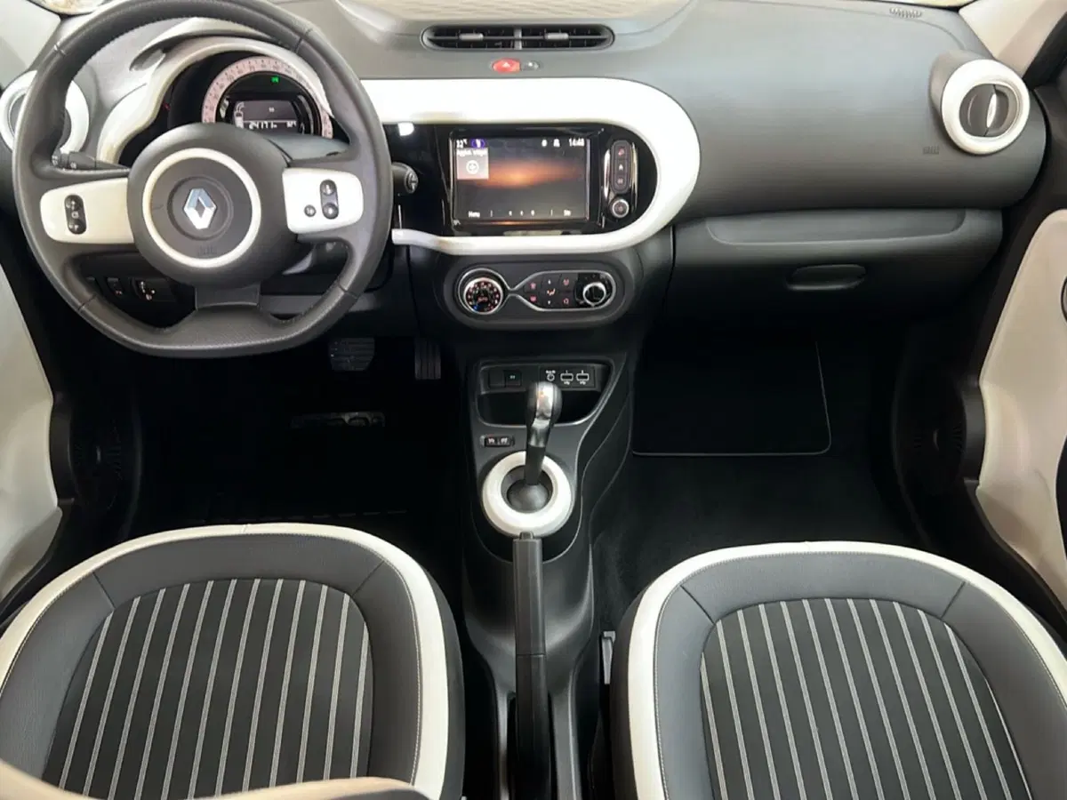 Renault Twingo usata a Roma (11)