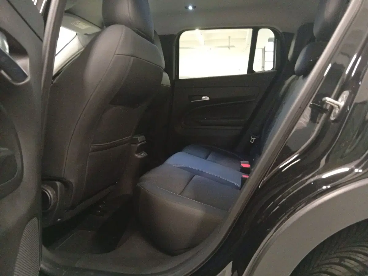 Jeep Avenger usata a Varese (10)