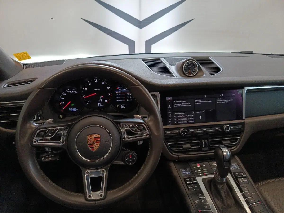 Porsche Macan usata a Varese (11)