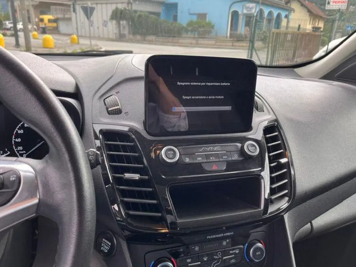 Ford C-Max usata a Verbano Cusio Ossola (18)