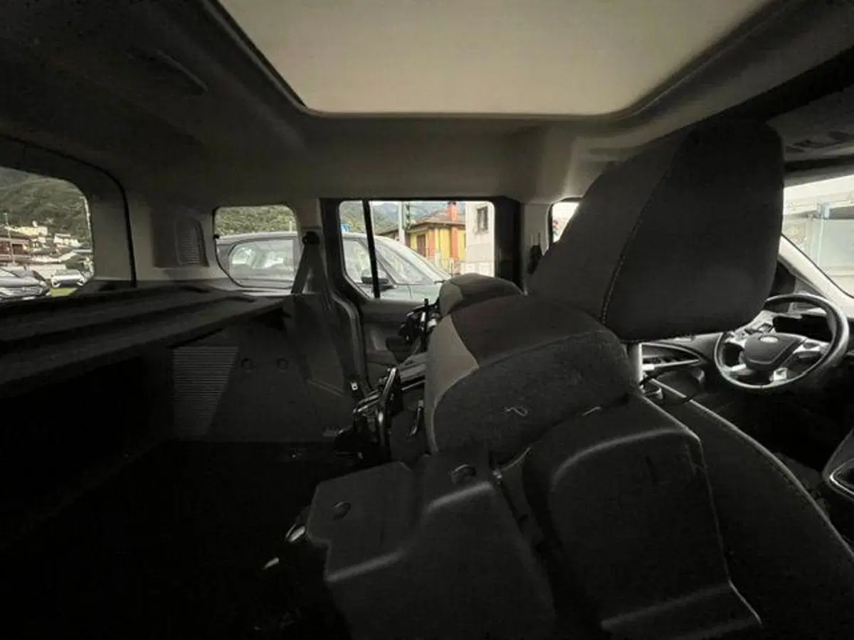 Ford C-Max usata a Verbano Cusio Ossola (7)