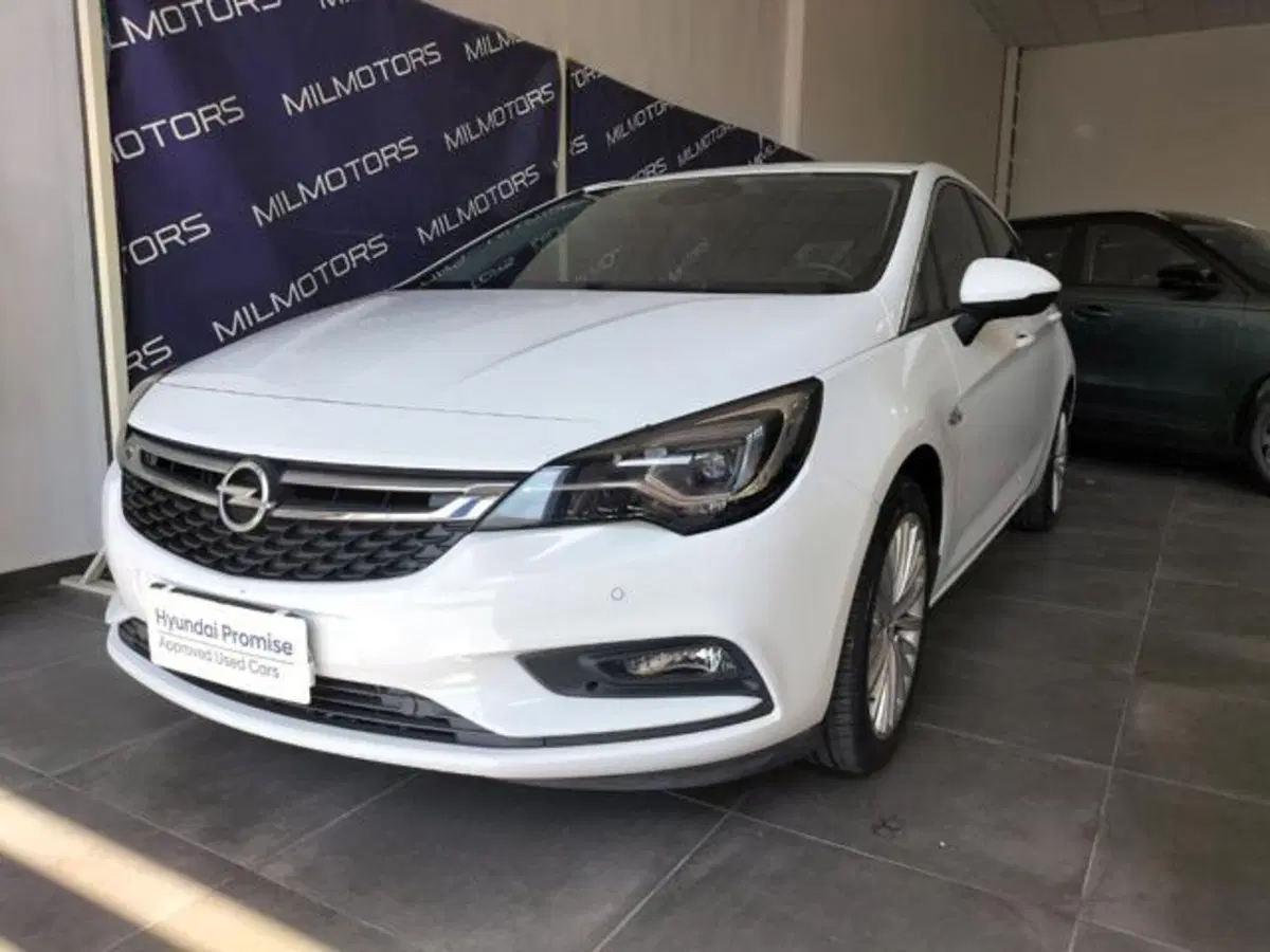 Opel Astra usata a Messina