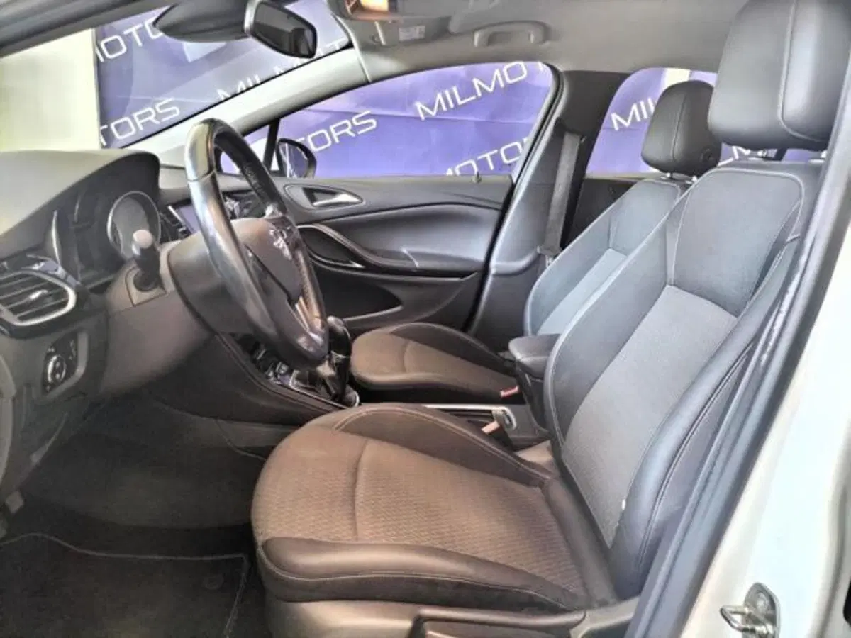 Opel Astra usata a Messina (10)