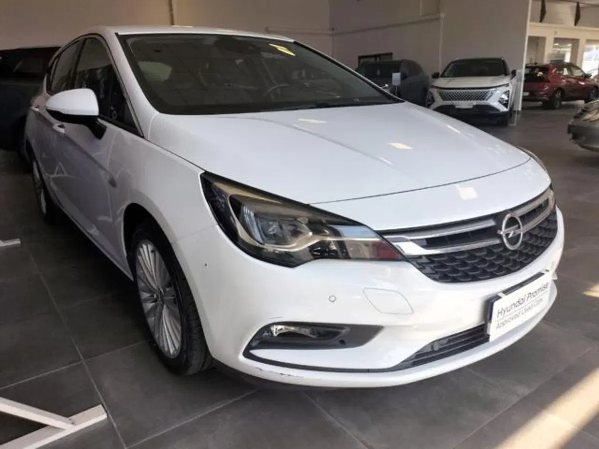 Opel Astra usata a Messina (4)